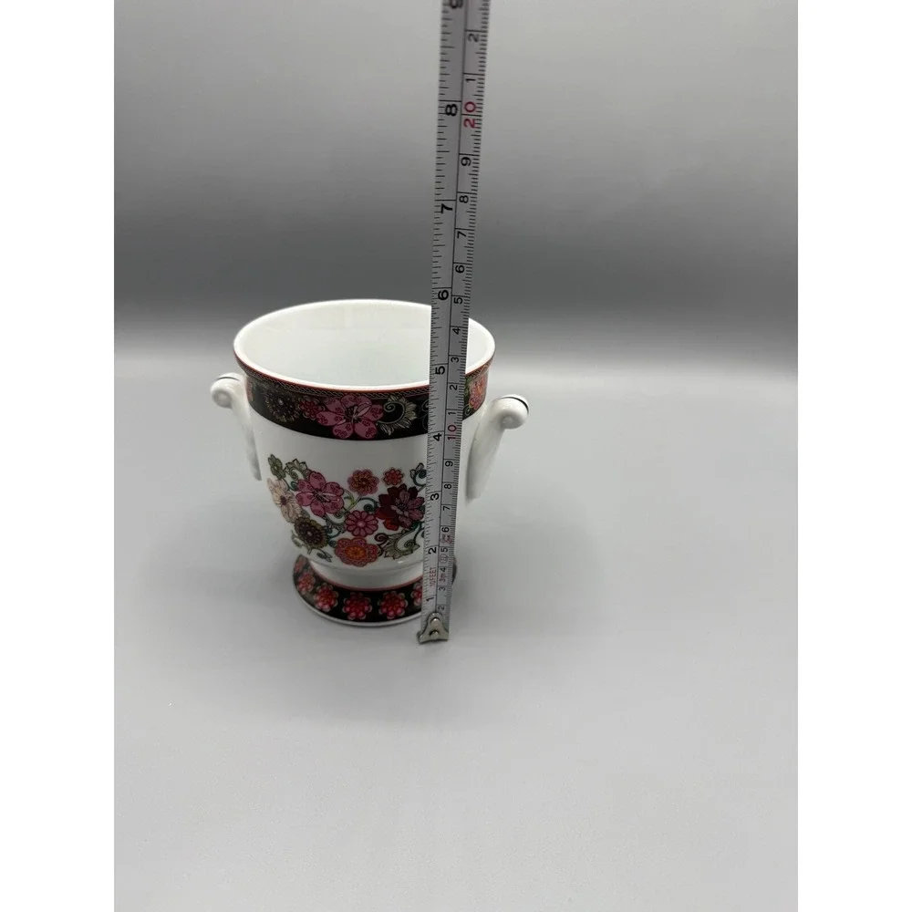 Vera Bradley Andrea by Sadek Small Flower Pot Porcelain Vase Mod Floral Pink